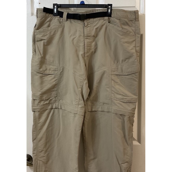 The North Face Convertible Cargo Pants Mens XXL Short Khaki Belted Nylon Hiking - Picture 2 of 16